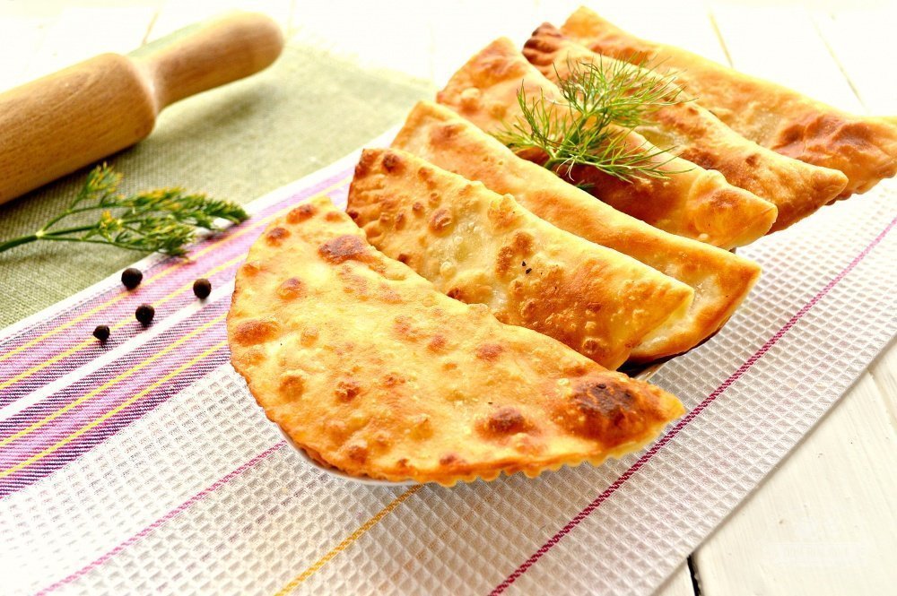 Чебуреки з м’ясом