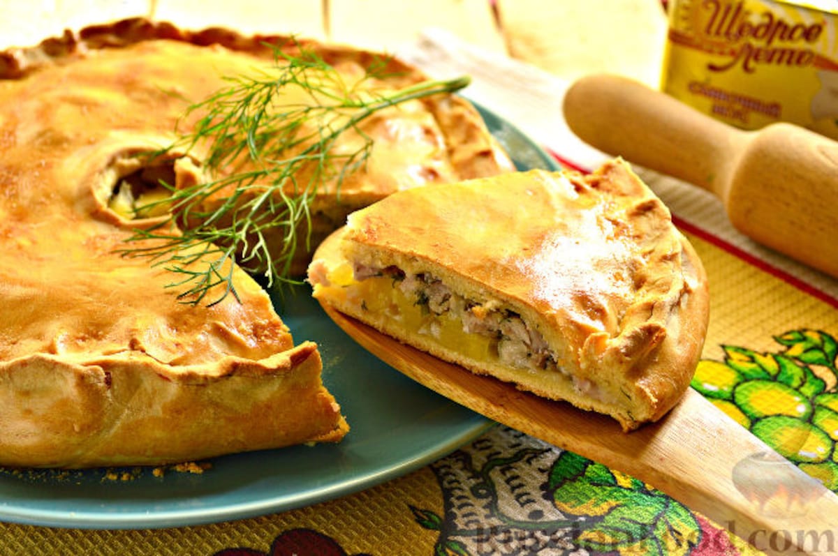Пиріг із куркою, грибами